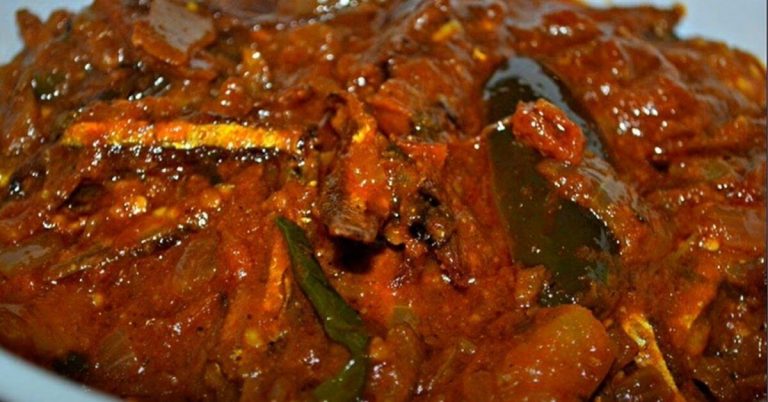 how to cook dry fish curry