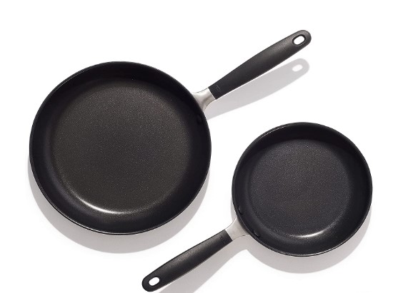 Oxo good grips nonstick black frying pan set 8 and 10 Inch